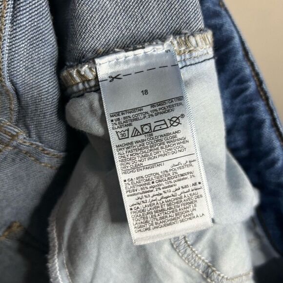 Old Navy Mid Rise Rockstar Super Skinny Jean Size 18 - Picture 12 of 12